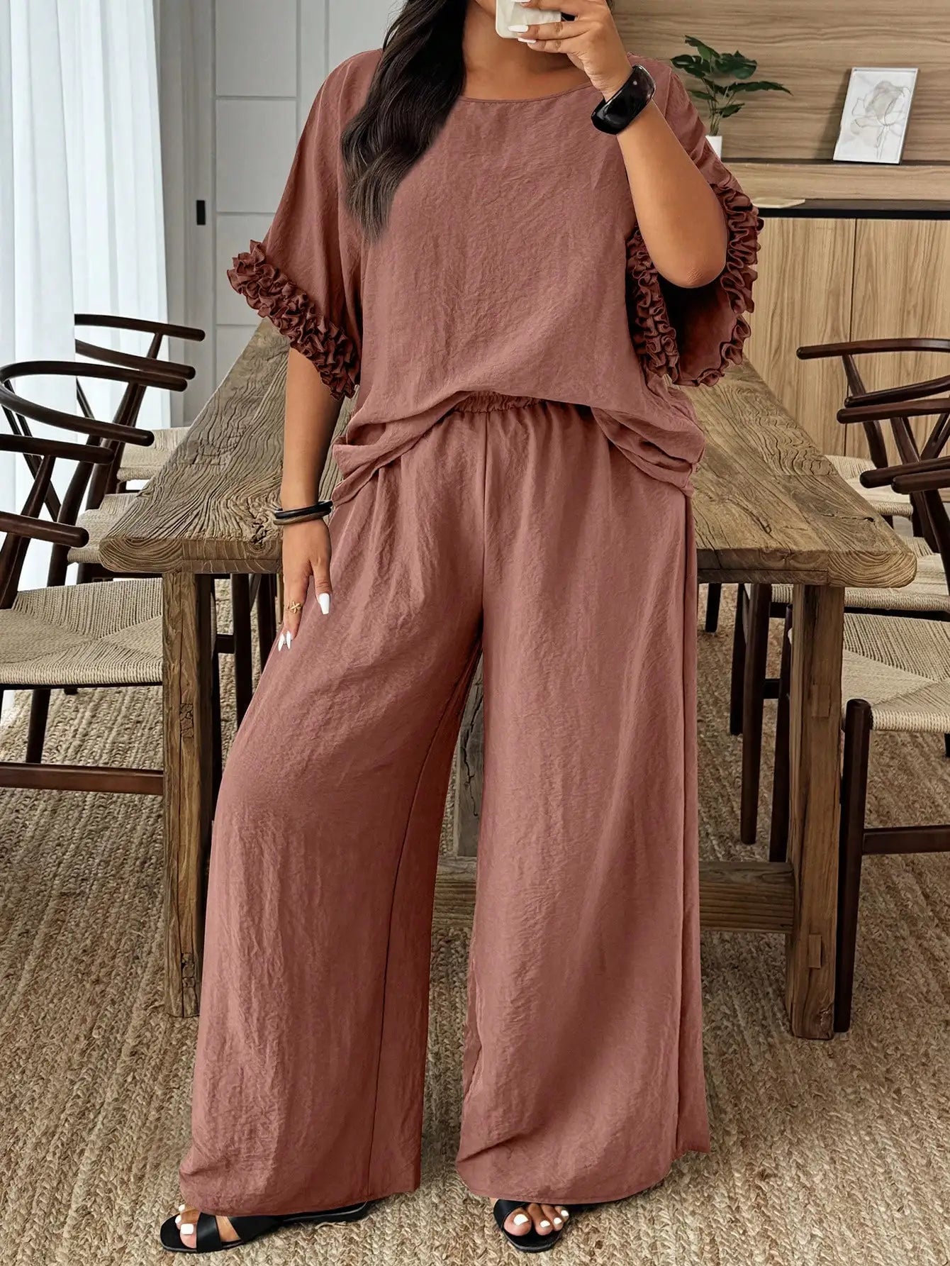 Plus Size Women Solid Color Round Neck Batwing Sleeve Top And Wide Leg Pants Casual 2 Piece Set